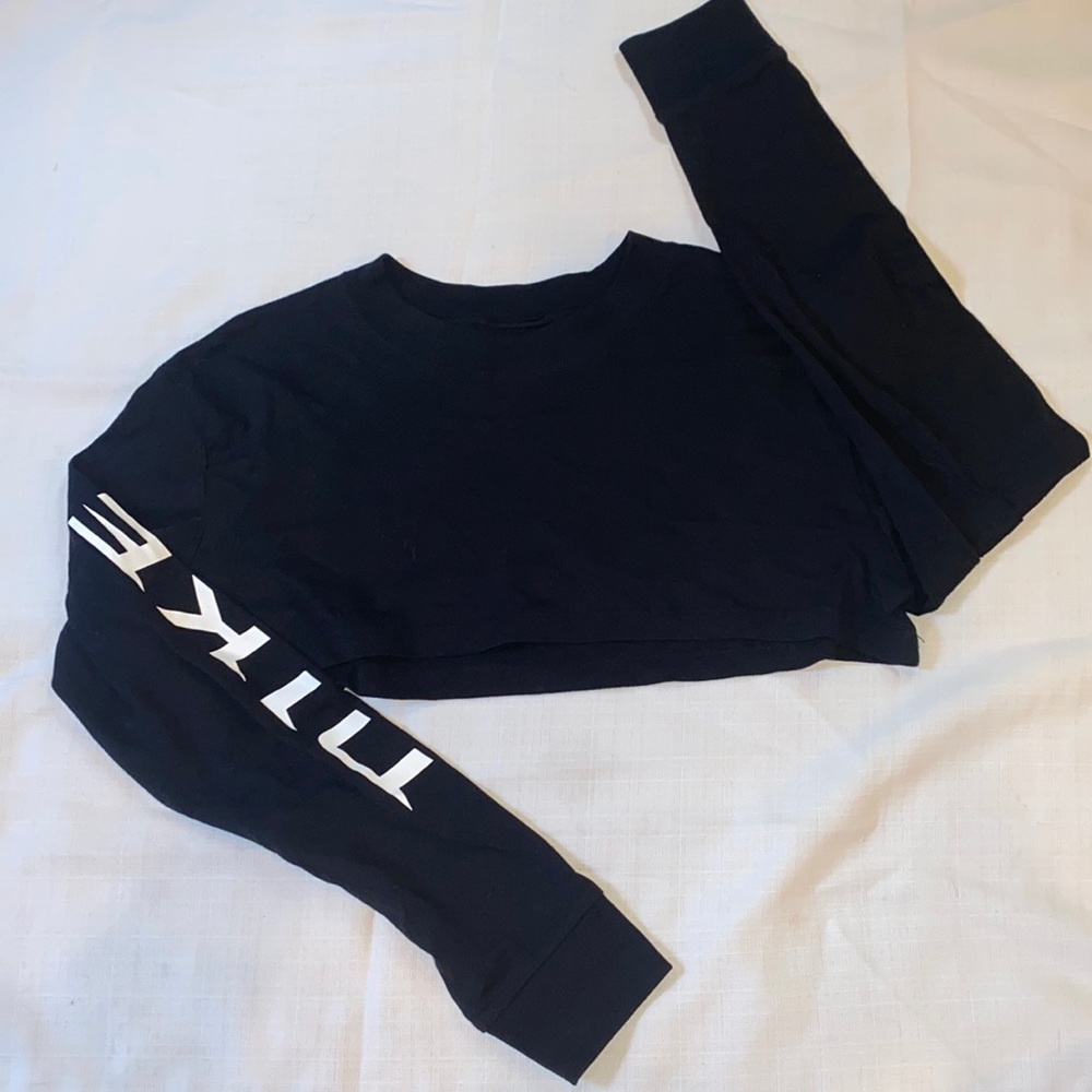 Nike Crop Top